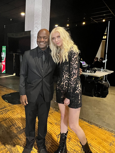 Joseph Hobbs and Taylor Momsen